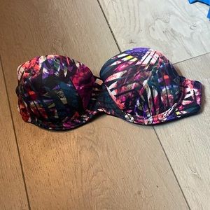 Pink wear everything strapless push up bra 32A